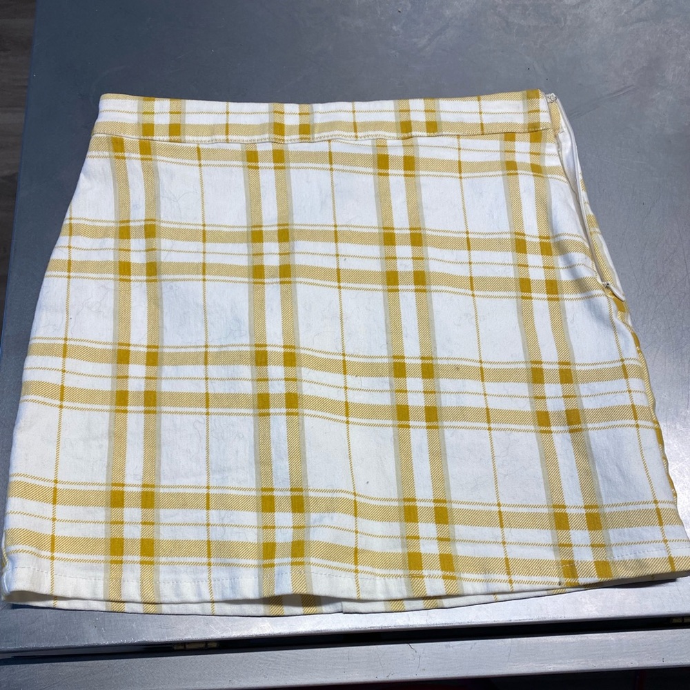Plaid mini skirt with zipper